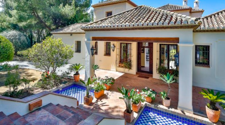 Magnificent villa situated in the prestigious estate of Sierra Blanca