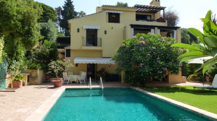 Elviria, Marbella East